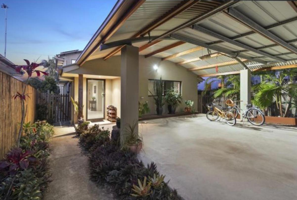 Beach Escape Magnesium Pool Dog Happy Gc Airport Appartement Gold Coast Buitenkant foto